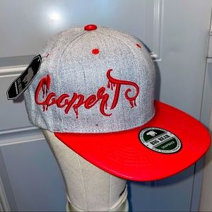 Cooper T fitted grey cap with red details